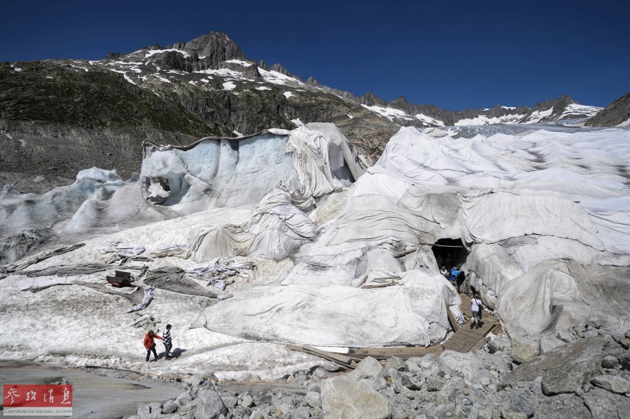瑞士为冰川披隔热罩 以防